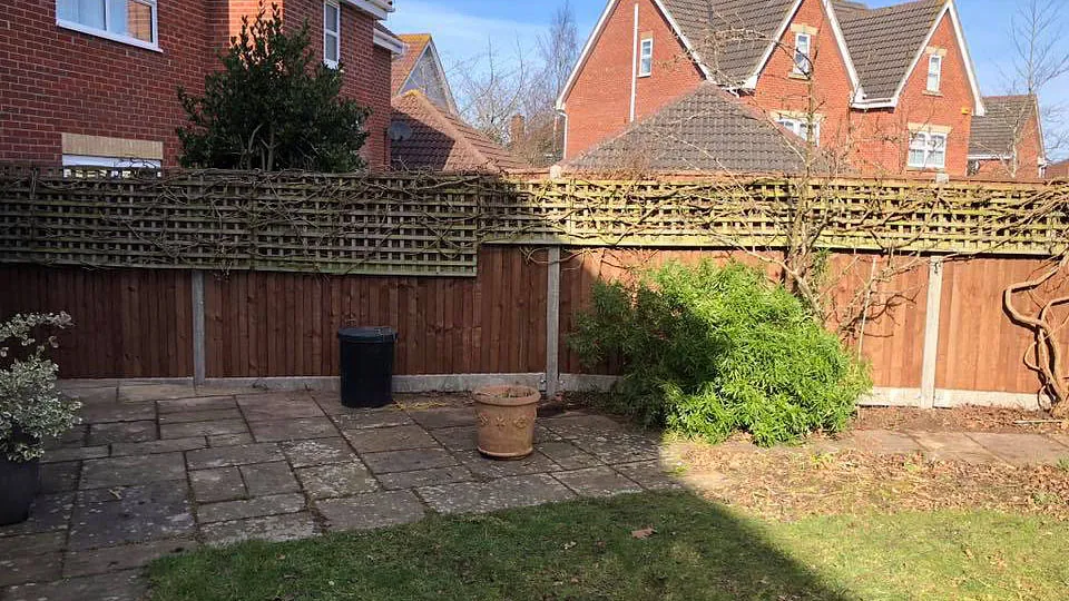 A customers fence we erected that has close boards with concrete posts and gravel boards. 