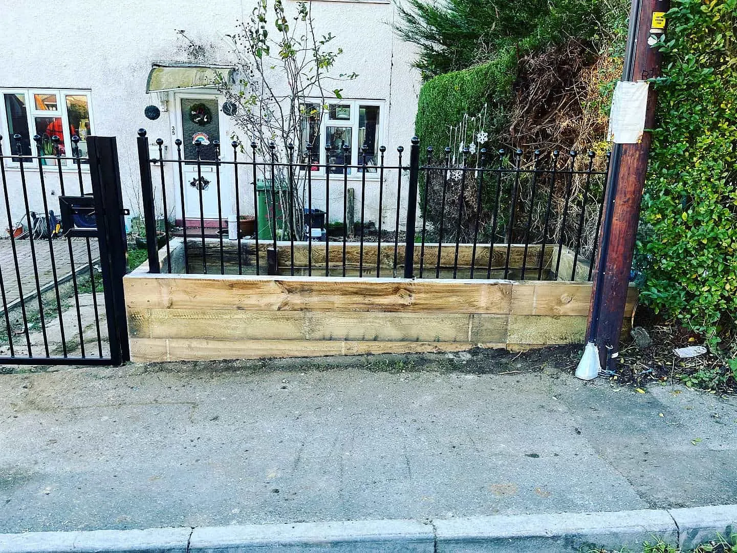 metal fencing