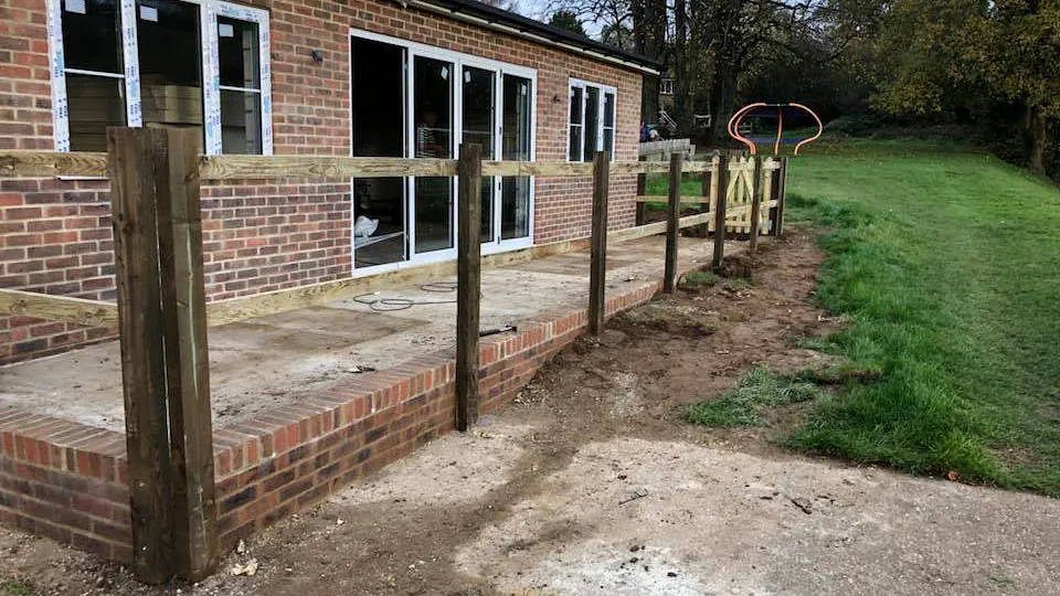 A customers post and rail.